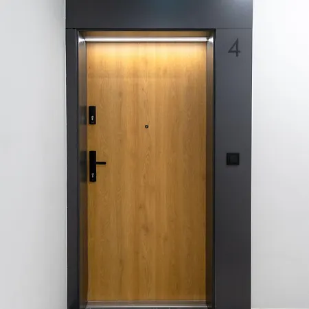 Legnicka With Ac - Properunit